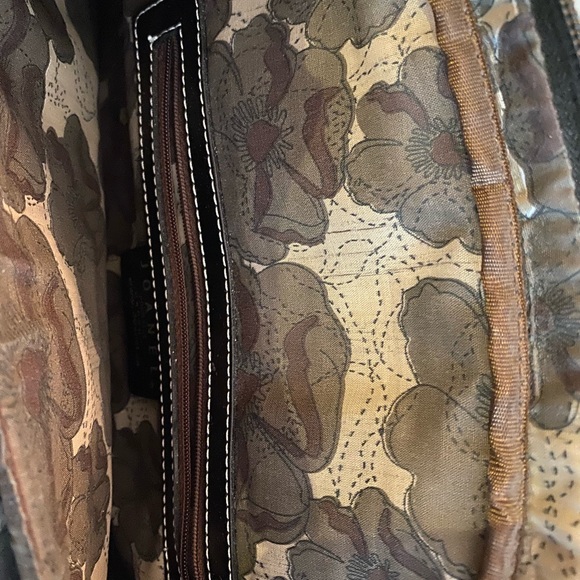 Faux Snakeskin soft briefcase - will carry a laptop - Picture 5 of 7